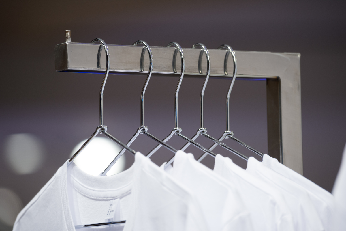 「最高の1枚」を“消耗品”で終わらせない。誰でも実践できる、Tシャツ寿命を伸ばすケア五ヶ条